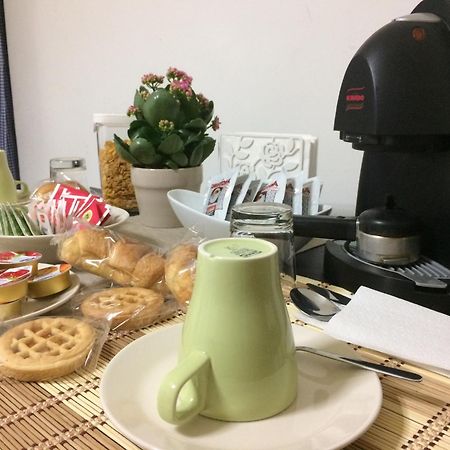Apartment For 2 In Catania, B&B Le Voci Del Mercato المظهر الخارجي الصورة