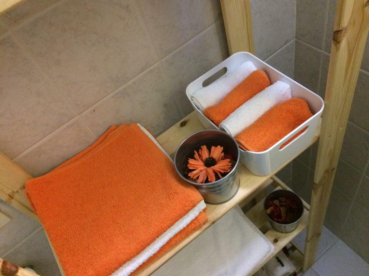Apartment For 2 In Catania, B&B Le Voci Del Mercato المظهر الخارجي الصورة