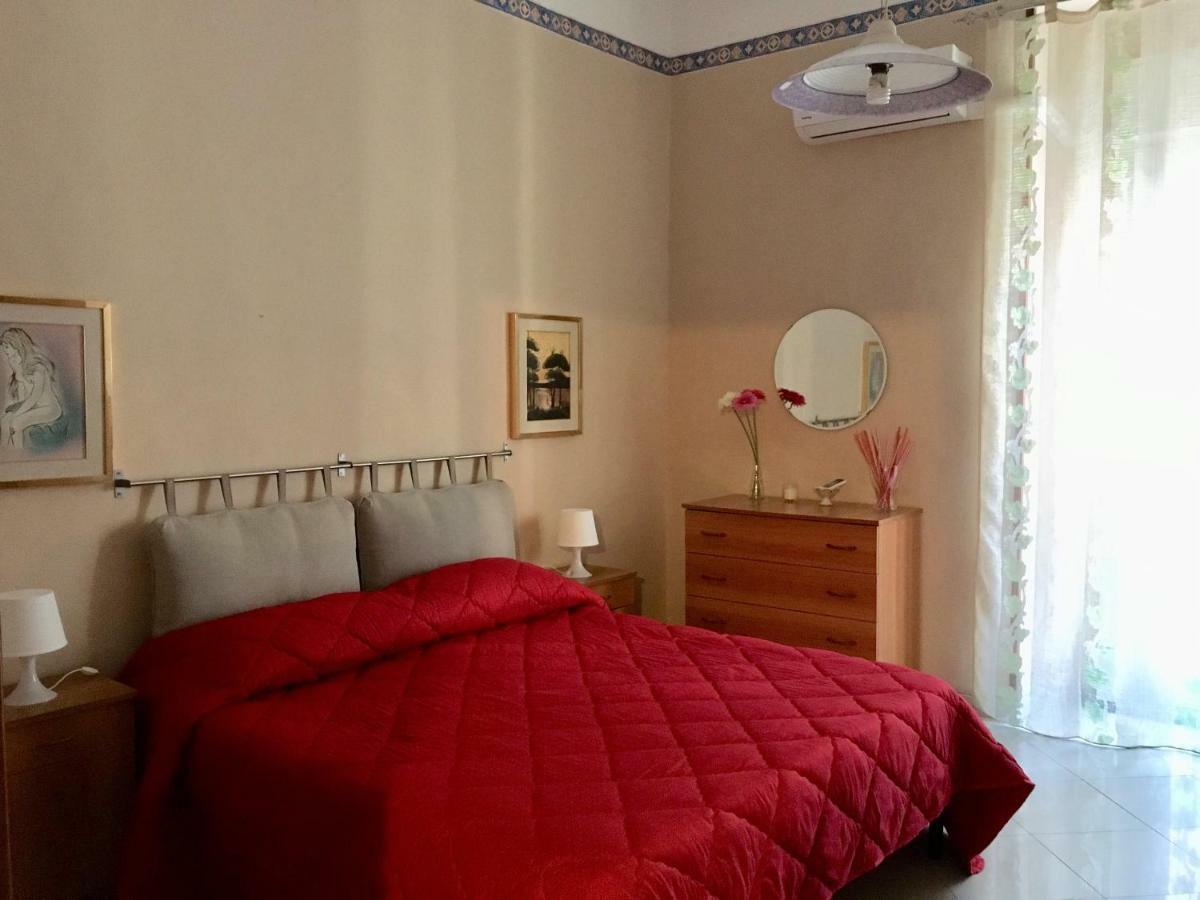 Apartment For 2 In Catania, B&B Le Voci Del Mercato المظهر الخارجي الصورة
